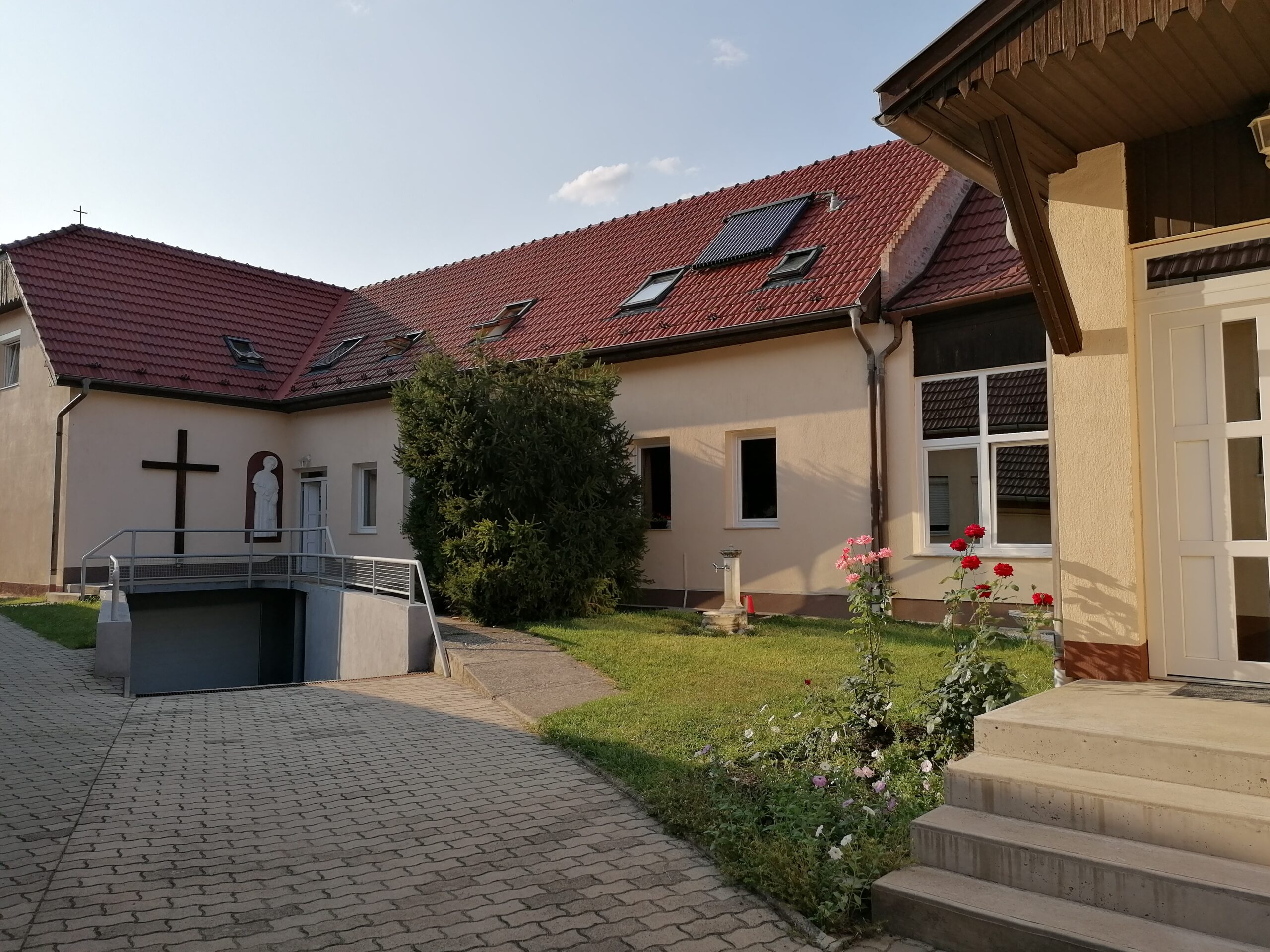 FMA mogyoródi rendház