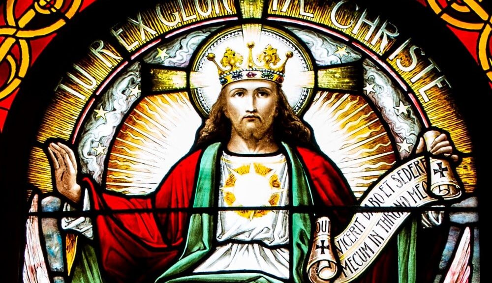 Krisztus Király – Király, aki közel hajol