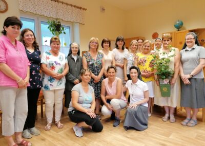 FMA nővérek az óvónőkkel Mogyoródon